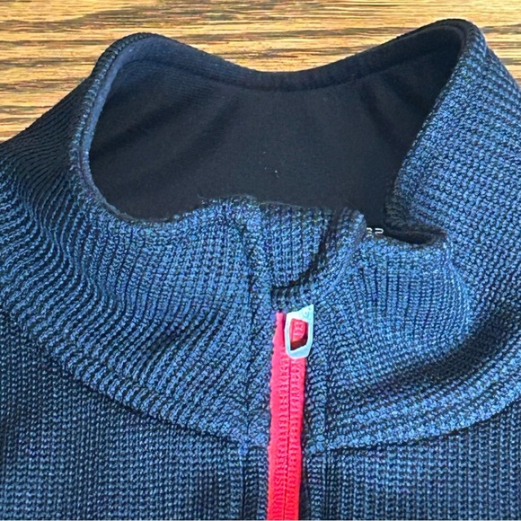 Spyder Men’s Fleece Lined Black Pullover with Red 1/4 Zipper - Picture 3 of 16